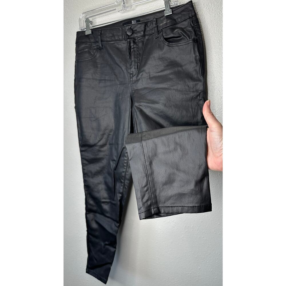1822 Denim Black Shimmer Leatherette Skinny Pant 30 P / 10 P - Picture 2 of 16